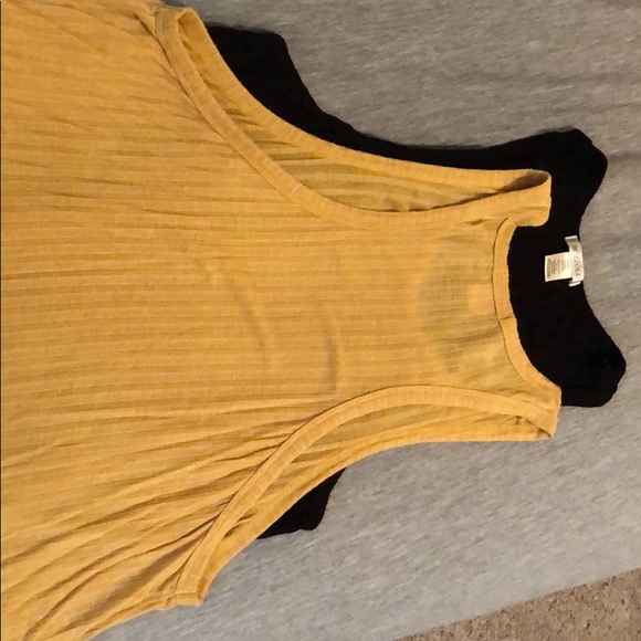 (2)Bozzolo Tank tops!!! - Picture 3 of 6